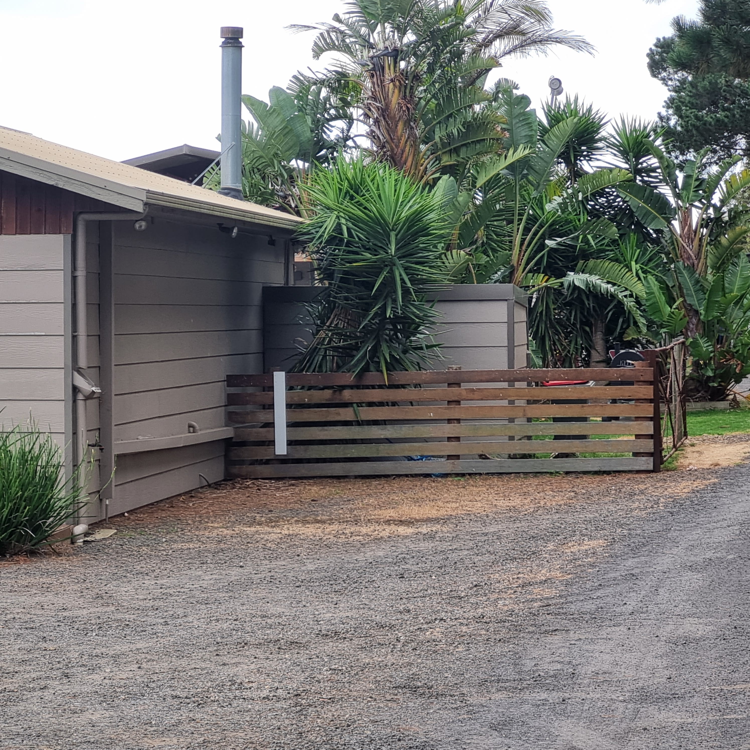 Swan Bay Road Wallington