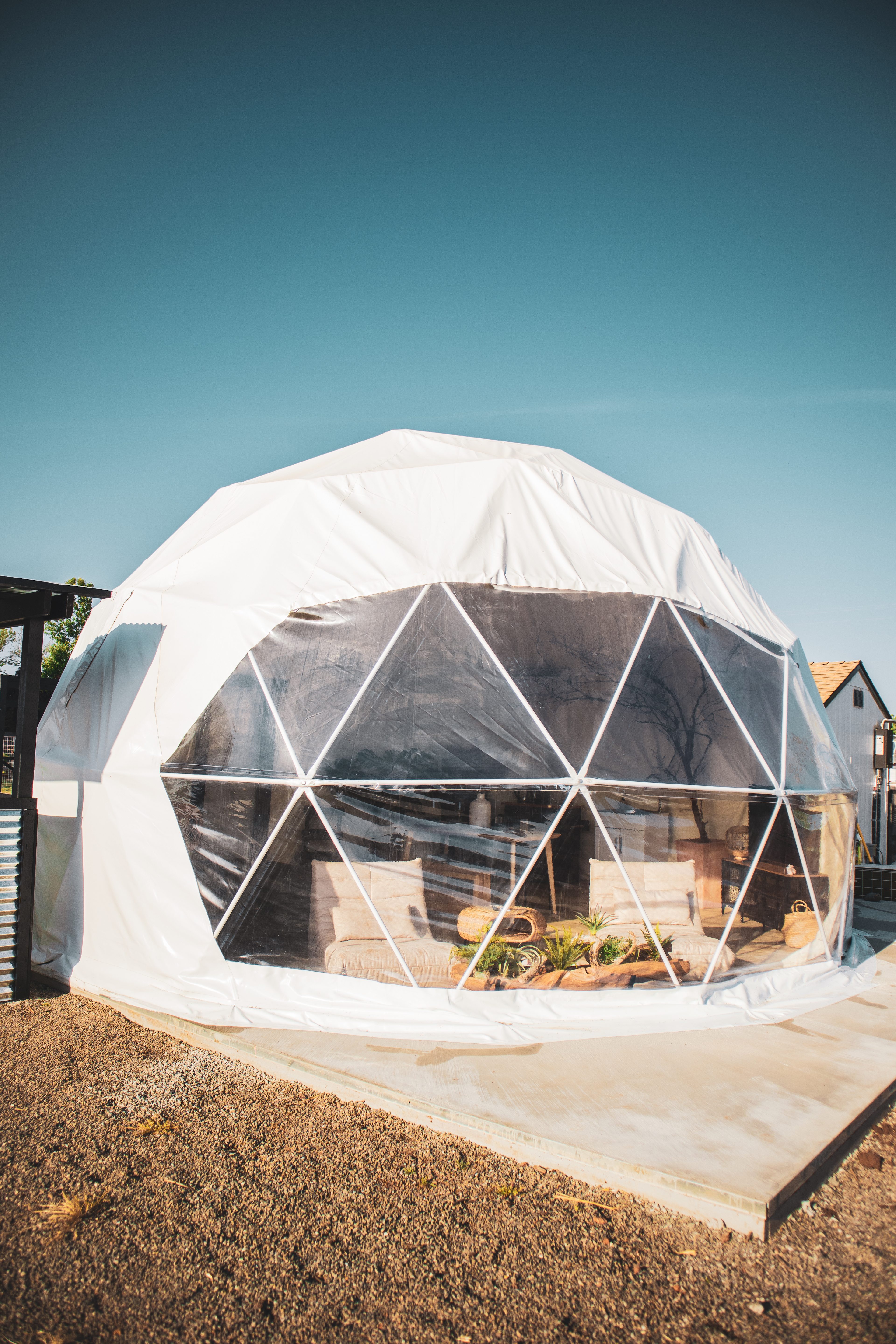 Cozy Wabi-Sabi GeoDome Farmstay