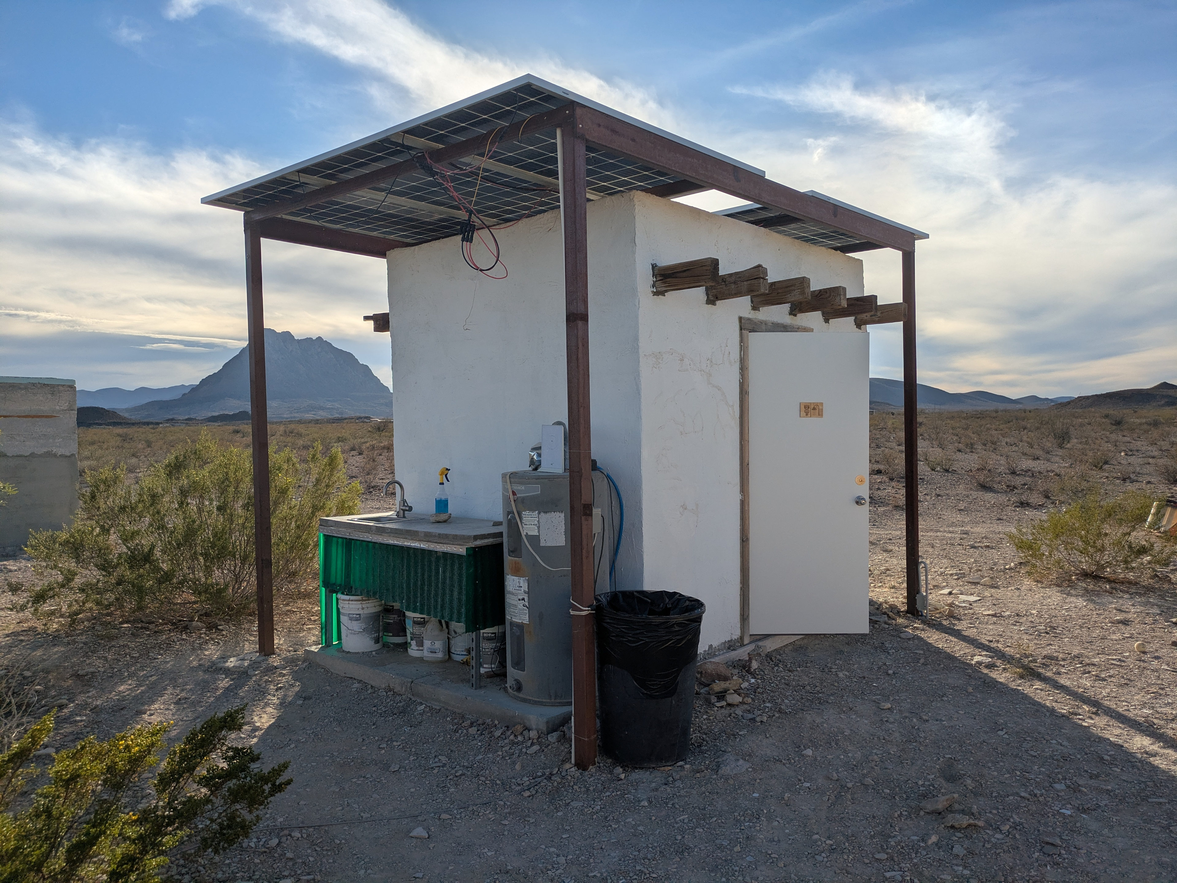 Bath House, Clean Toilet, Hot showers, WiFi and Phone Charging