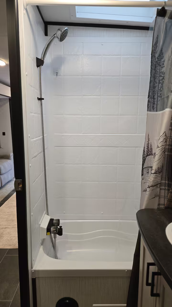 The Boondocks, 1 Mile From i95