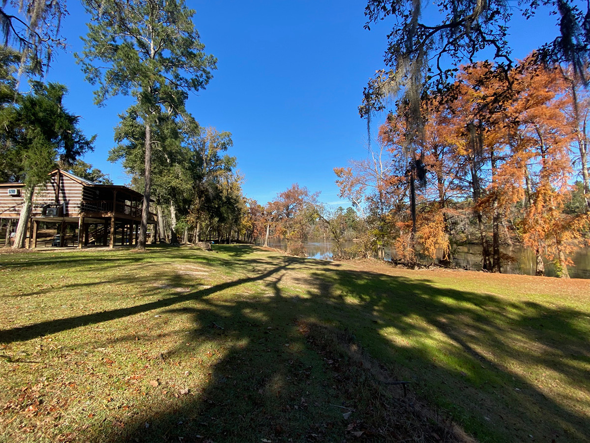 Rocky Bend Flint River Retreat