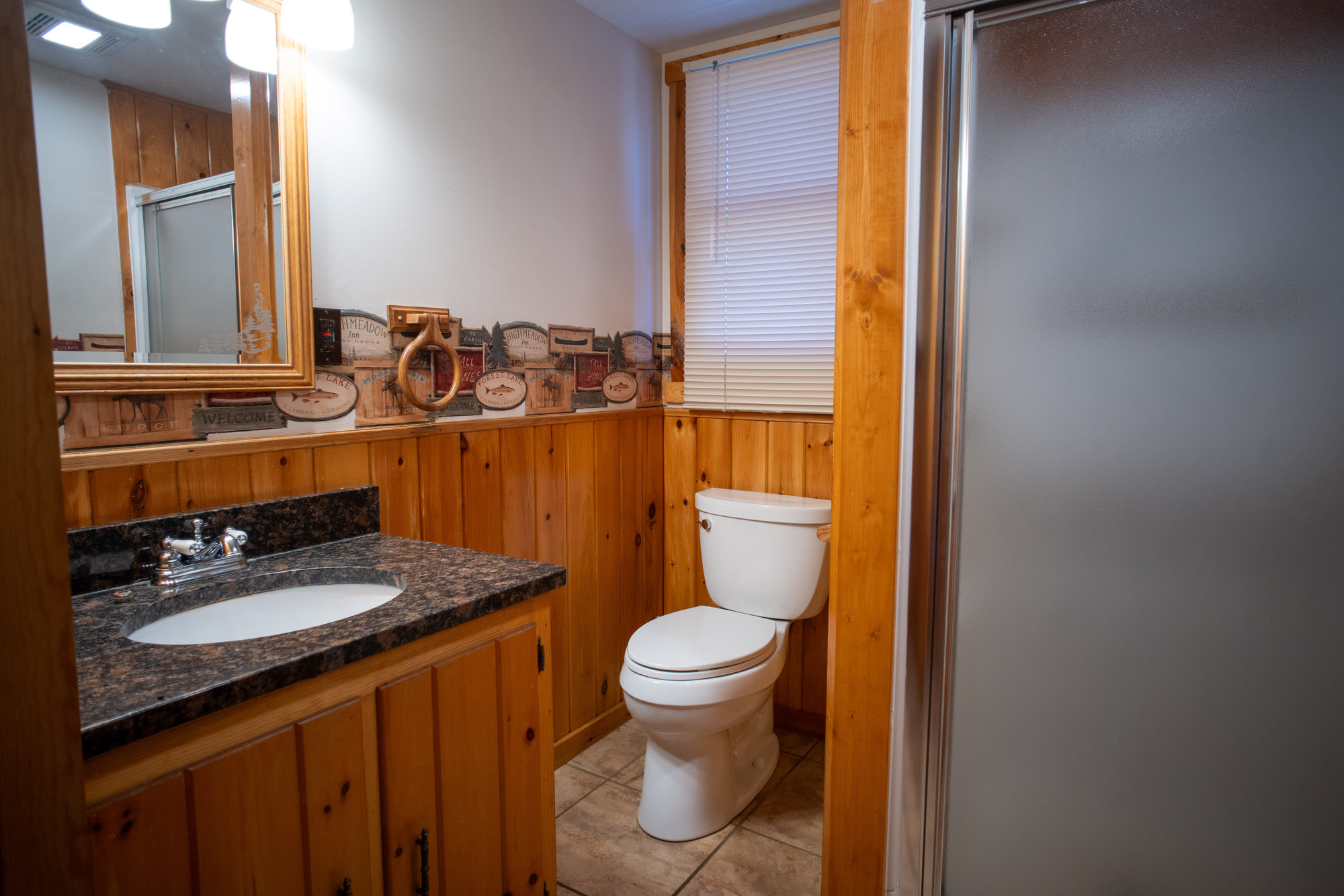 Timber Bay Lodge & Houseboats