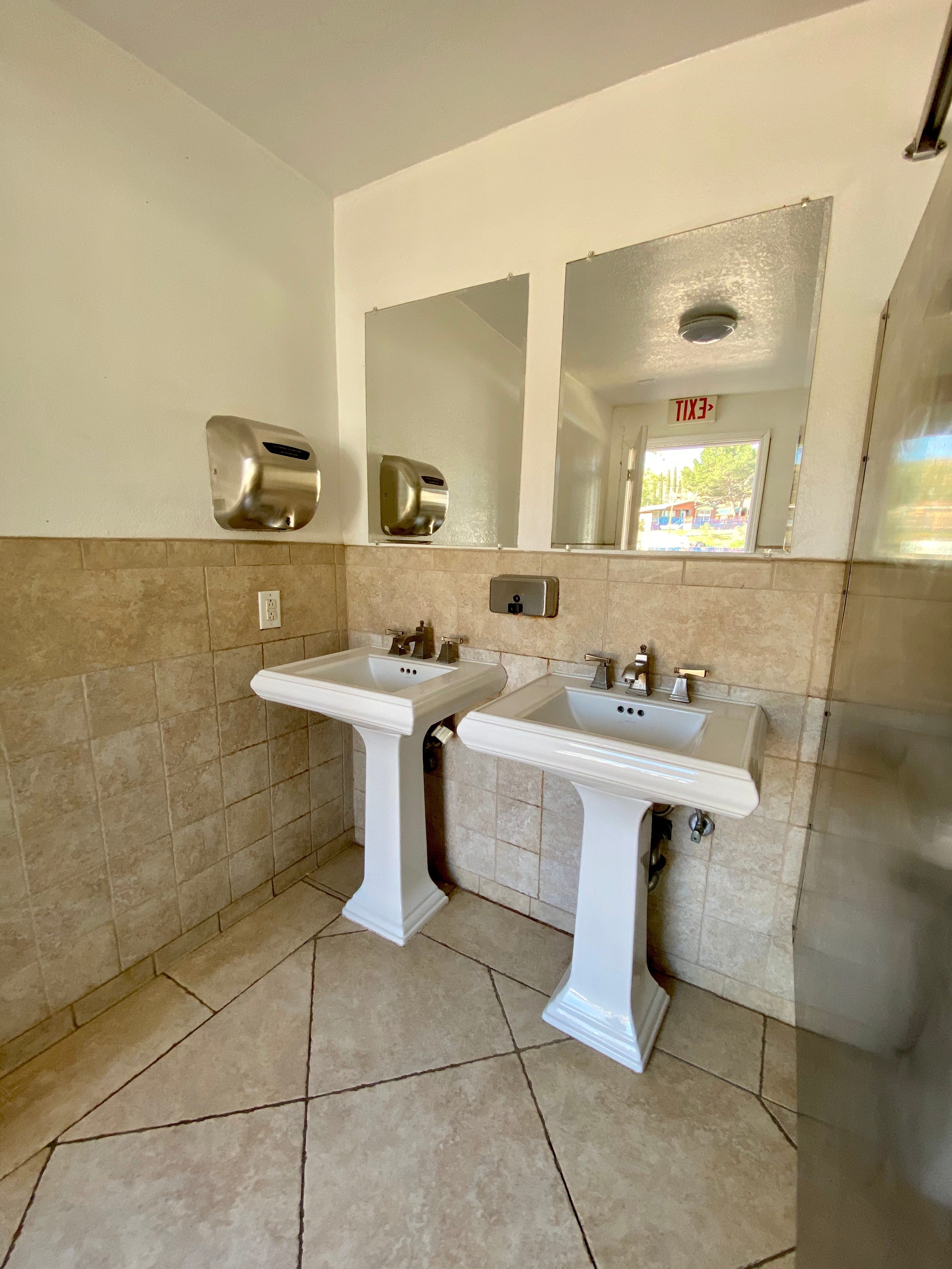 Action Camp LA RV Resort