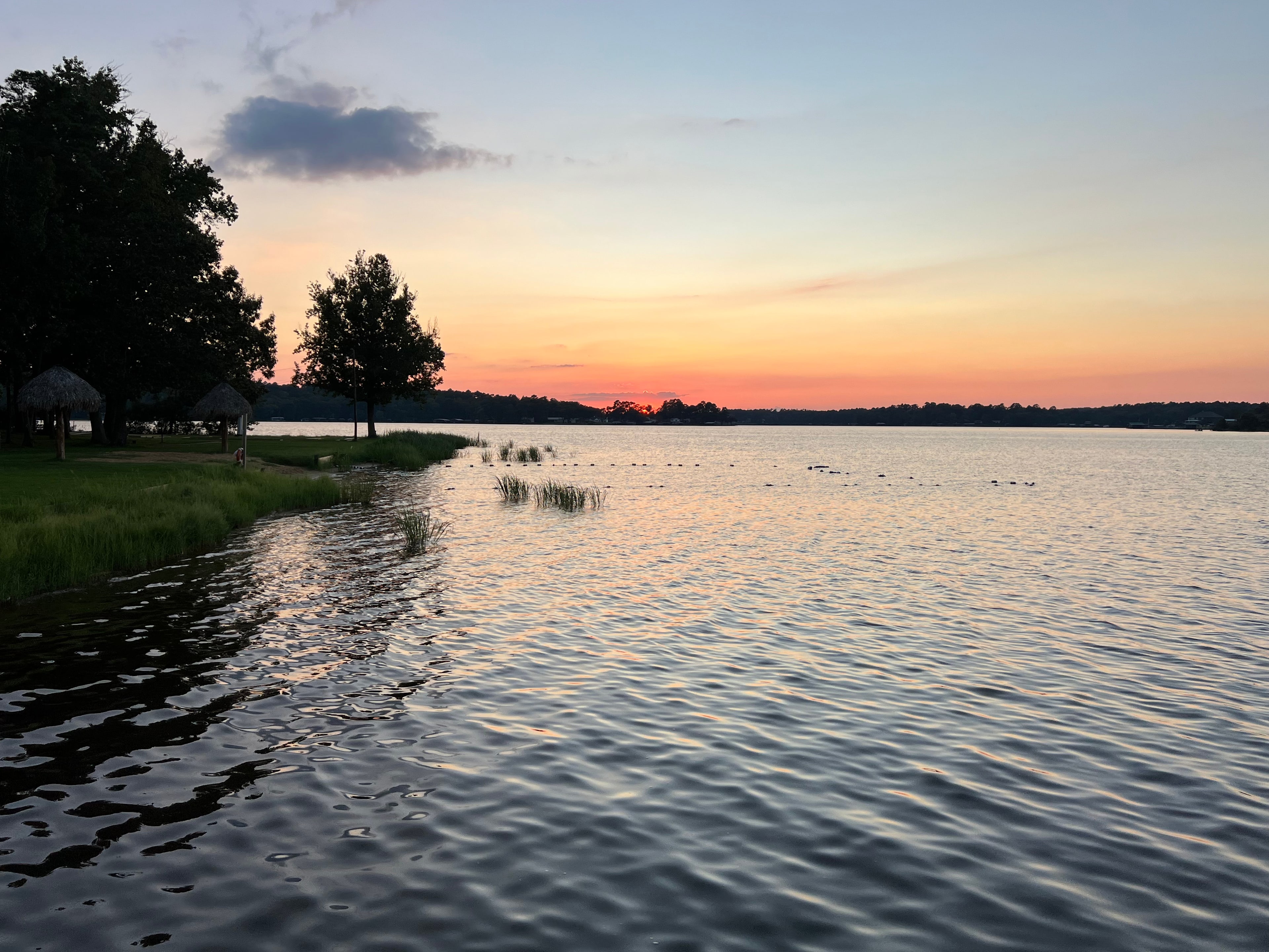 Crockett Lakefront RV Resort & Marina