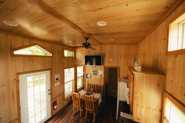 Twin Lakes Camping Resort