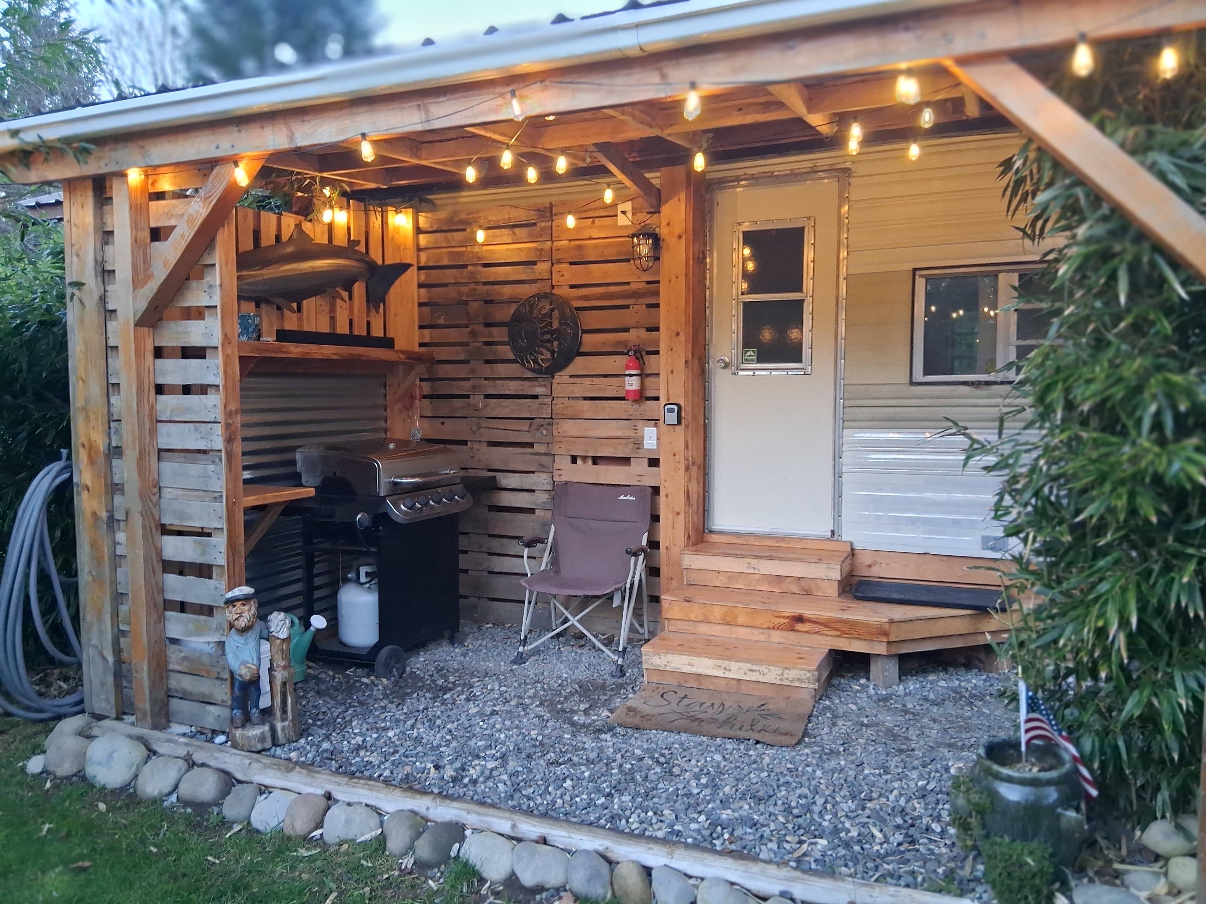 Caravan Cabin!