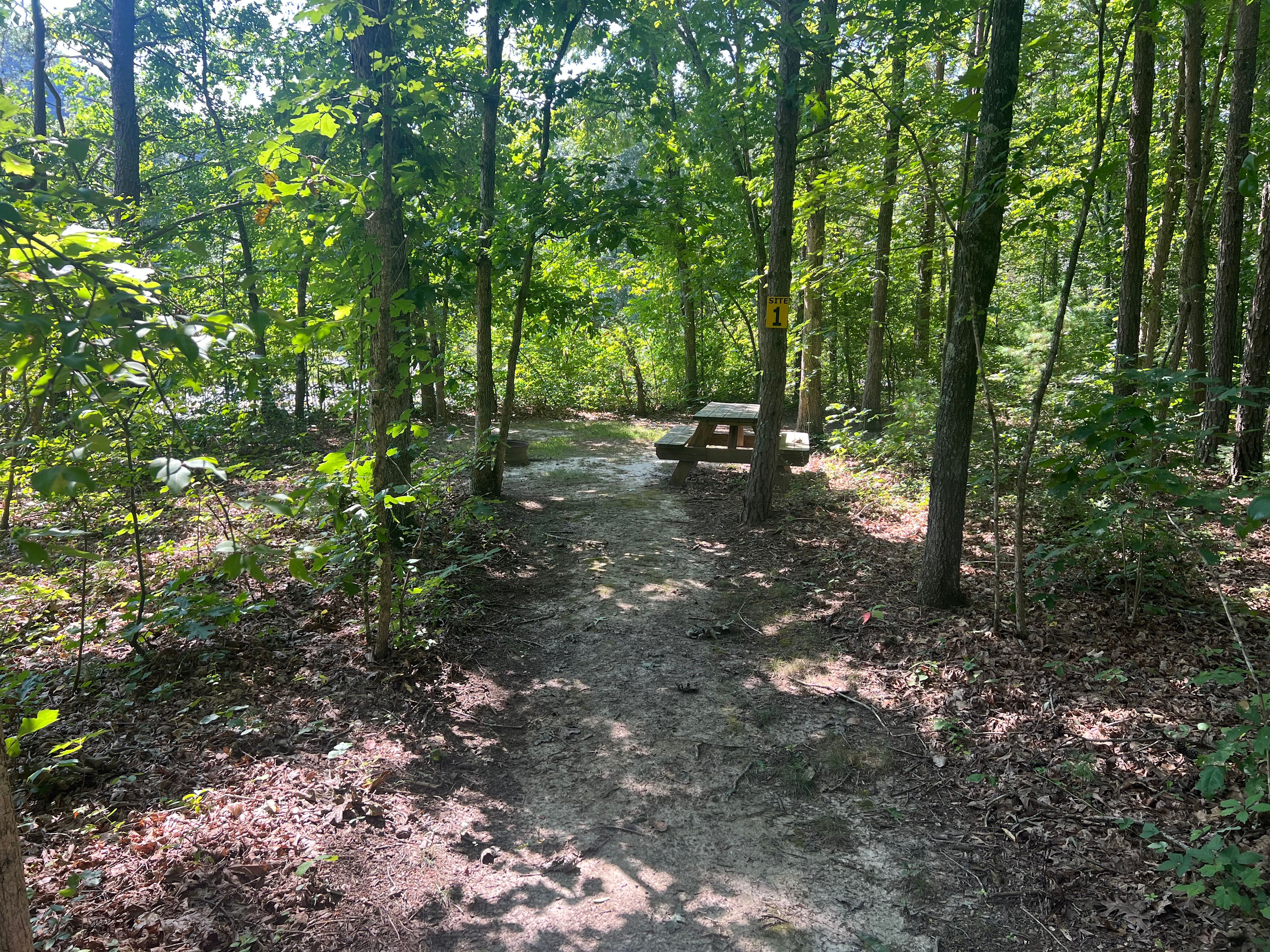 Smokey’s Hideaway & River Camp