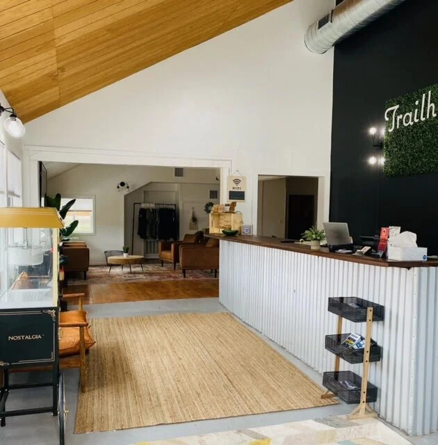 Trailhead Cabins and Lodging