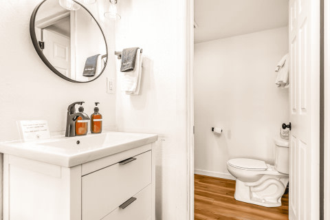 Trailhead Cabins and Lodging