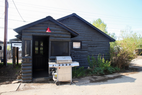 Trailhead Cabins and Lodging