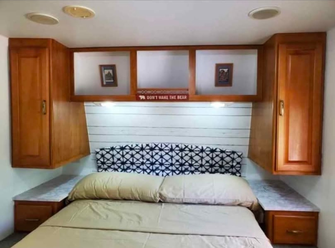 Foxwood Hills Camper