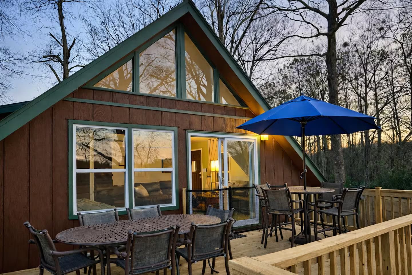 Family AFrame: Fenced, HotTub, Fire