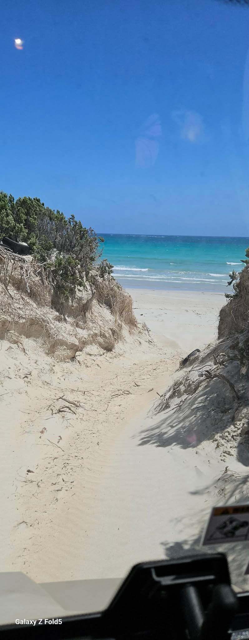 Beach access via 4x4 track 200m down the road