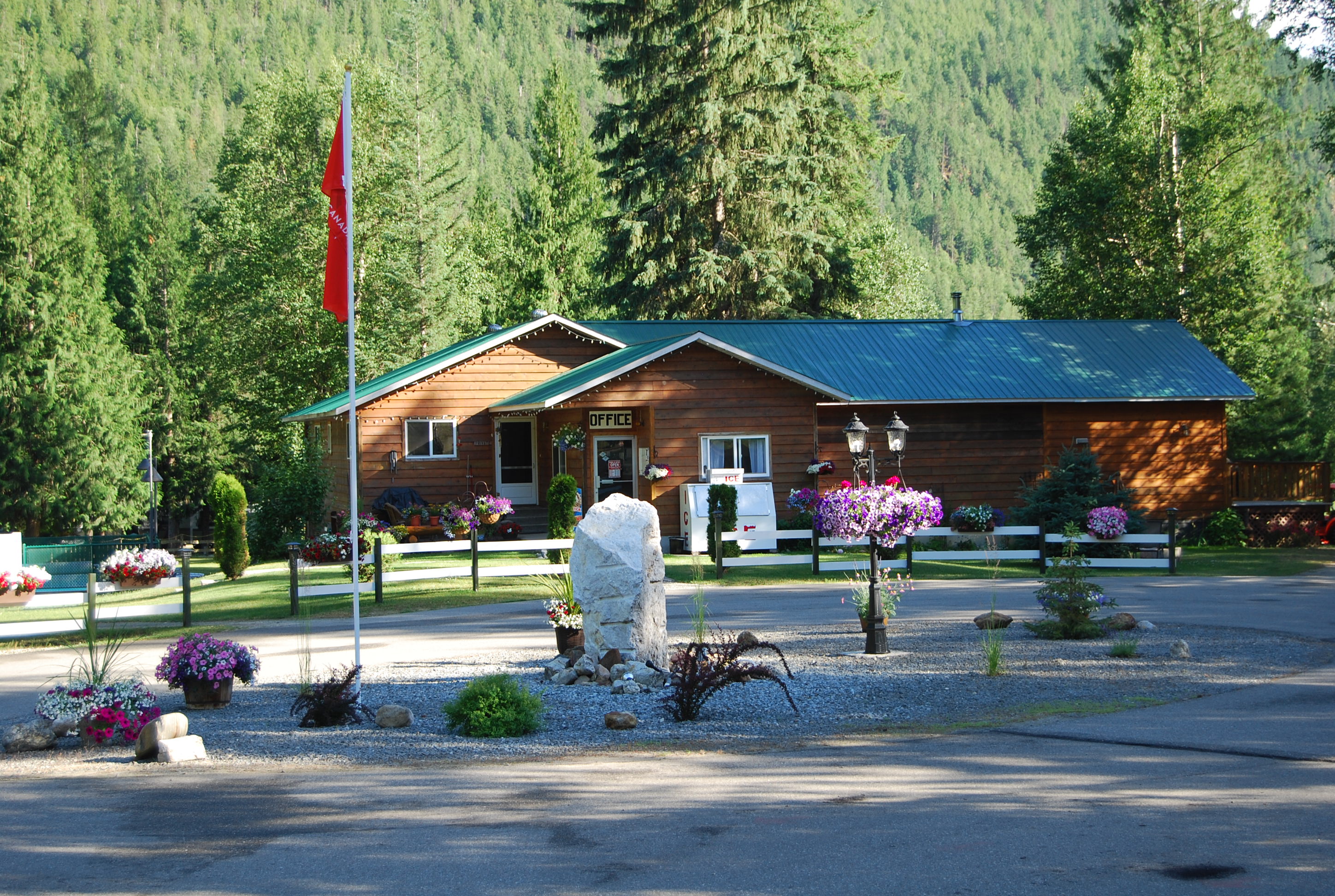 Shuswap Falls RV Resort