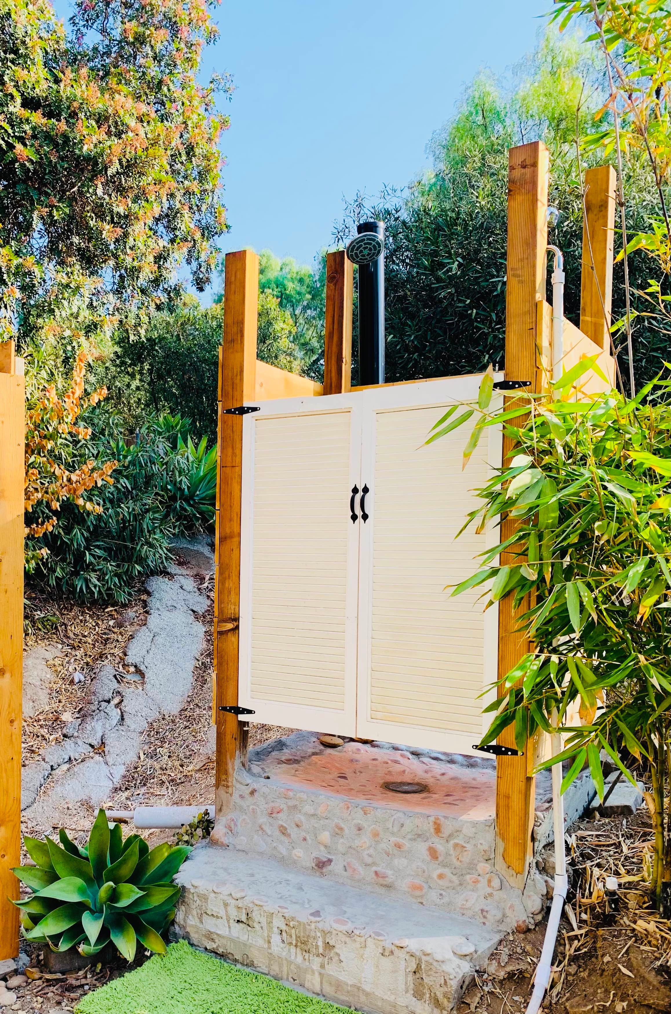 Tiny Home Cabin in the Hills