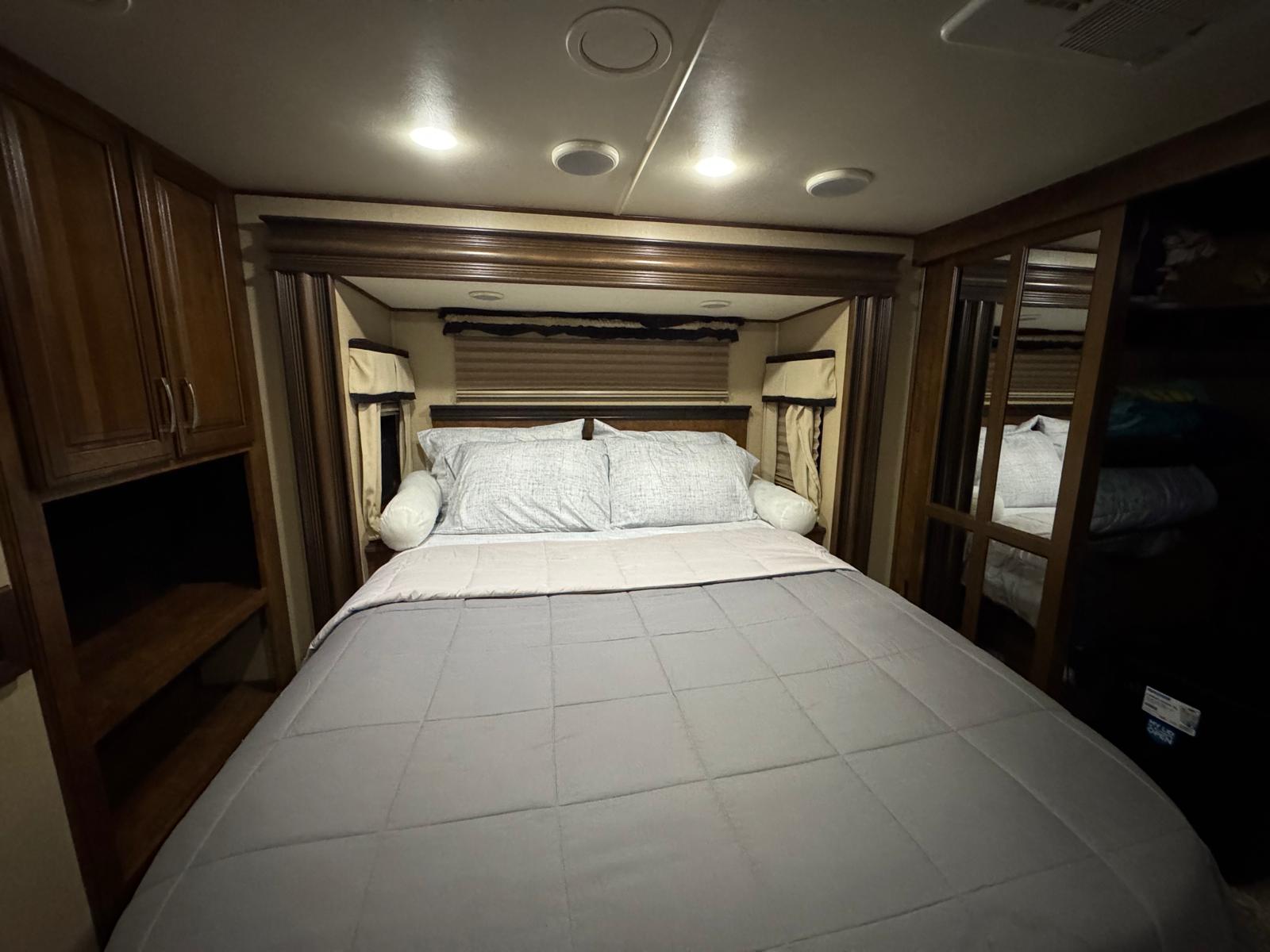 Cozy Stationary RV Stay in Apopka