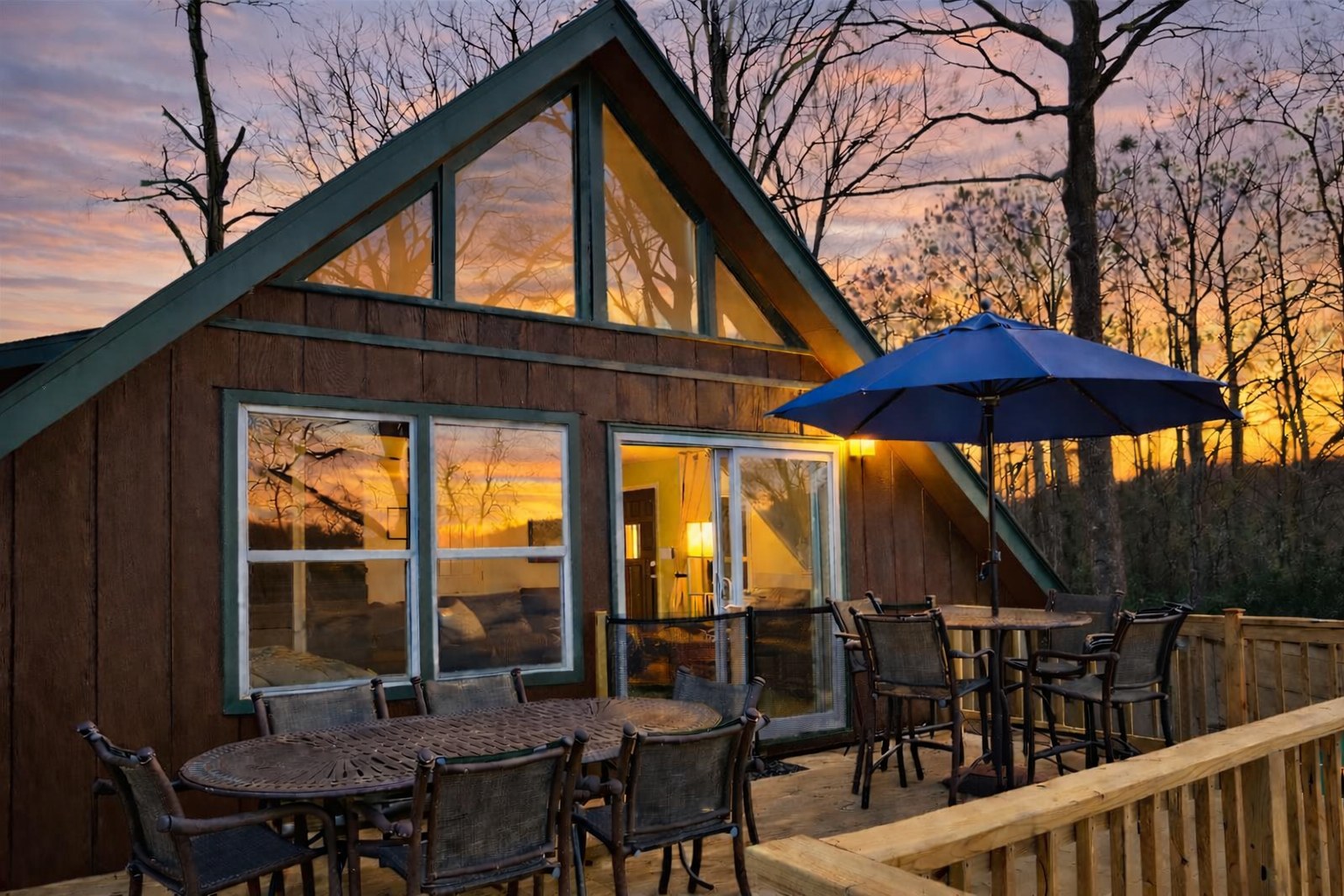 Family AFrame: Fenced, HotTub, Fire