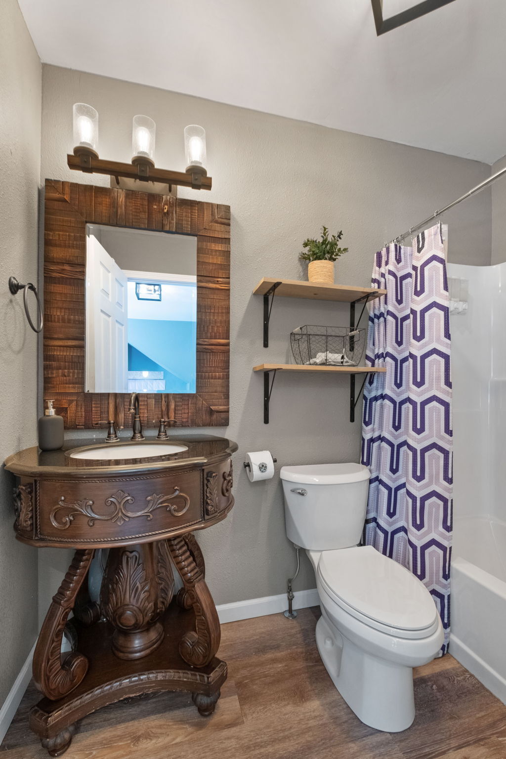 The Last Resort - Spring Manor