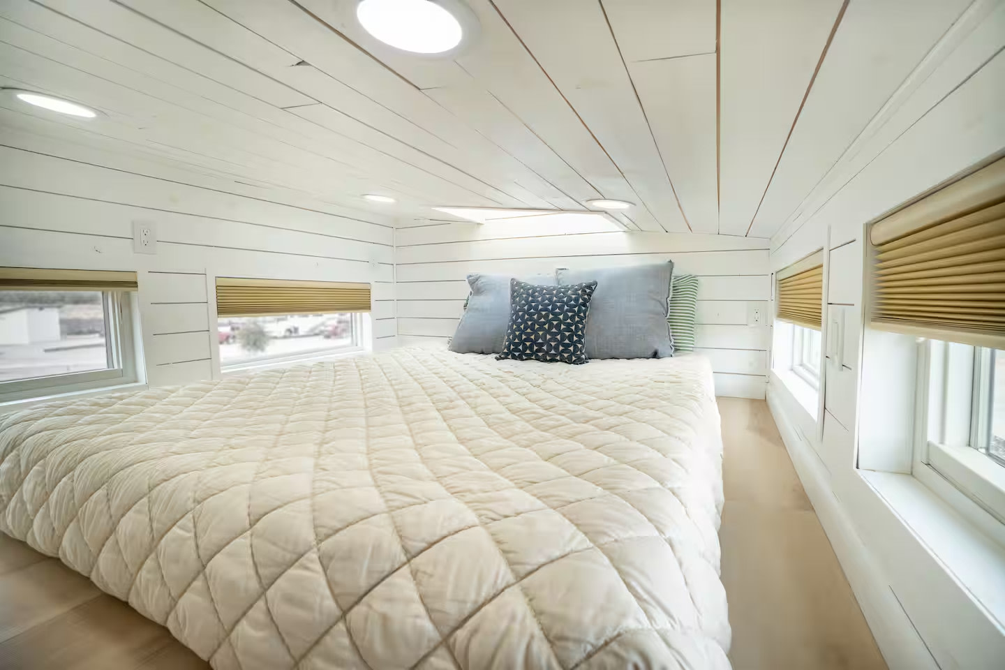 The Starlight Tiny Home Destination