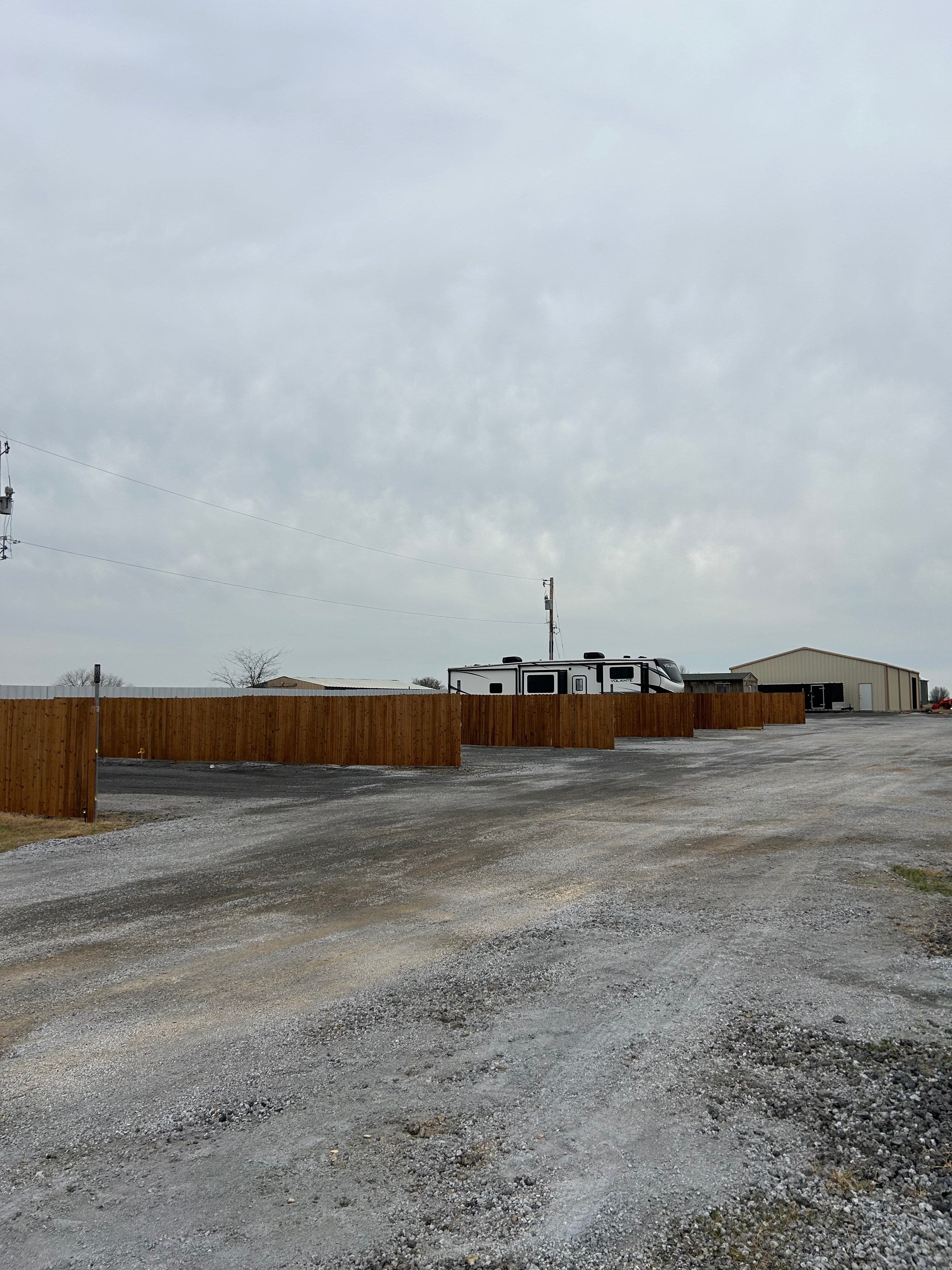 Sky Views Tiny Home & RV Park