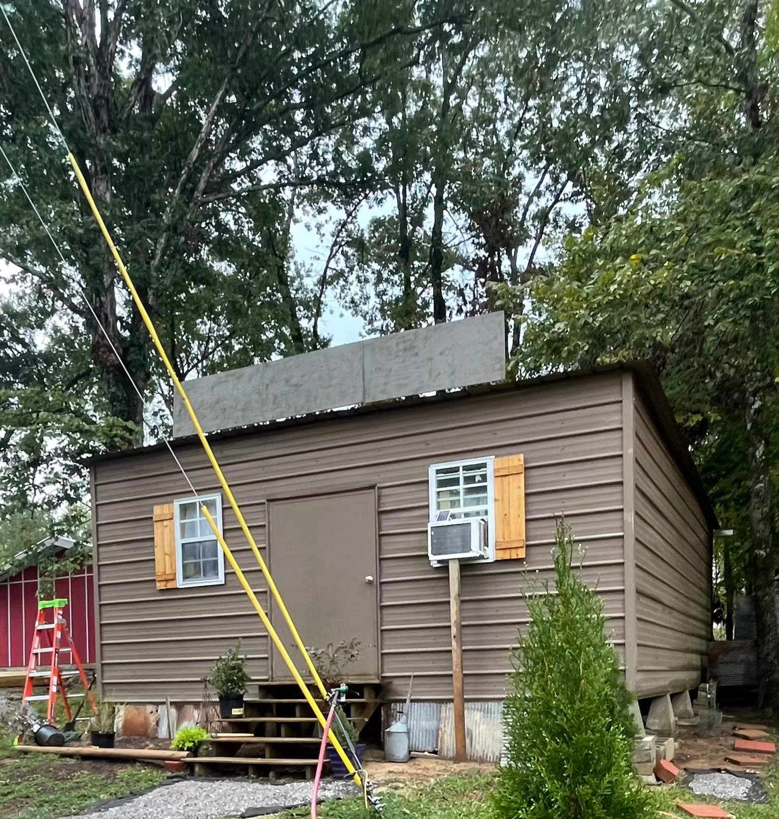 Crappie capital cabin