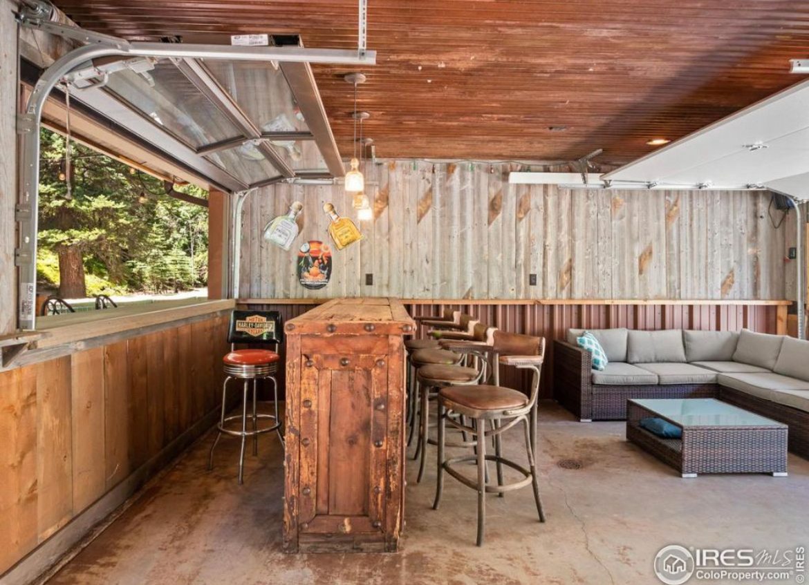 Garage rec room with Garage Glass doors