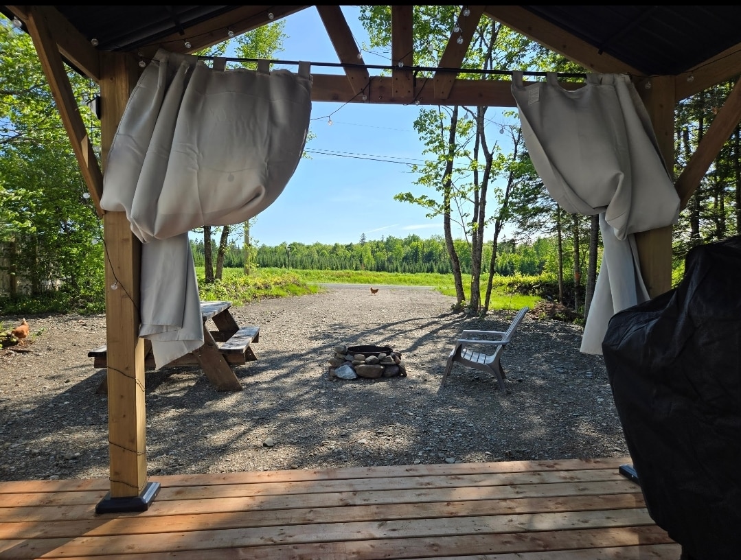 Waterfall Ridge Mountain Escape