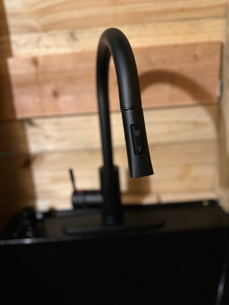 MERMAID COVE TROPICAL RETREAT