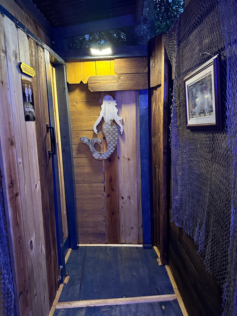 MERMAID COVE TROPICAL RETREAT