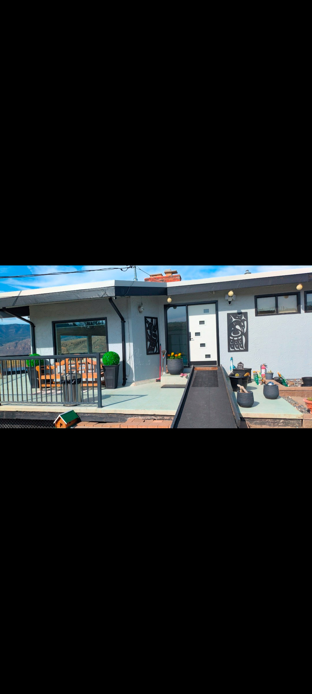 Lakeview & Sage Bed & Breakfast