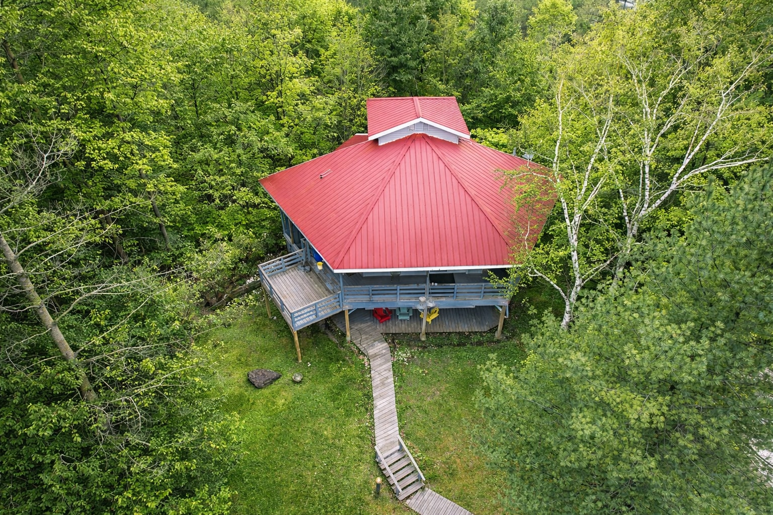 Spacious 3+2 BR Nature Cottage