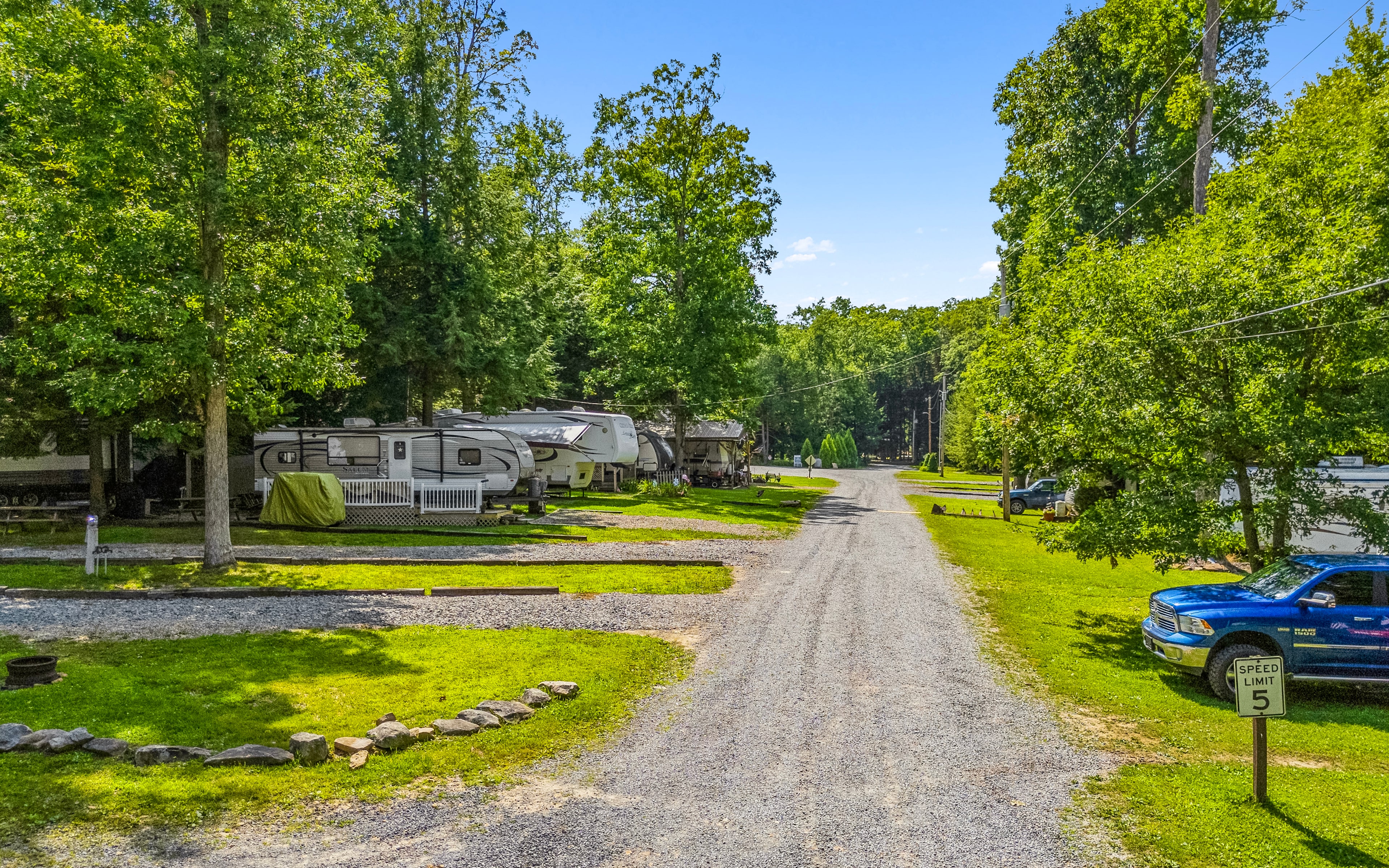 White's Haven Campground & Cabins