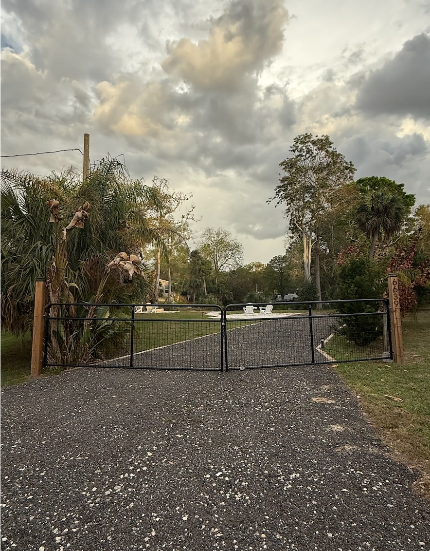 Weeki Cove- Private RV Campsite