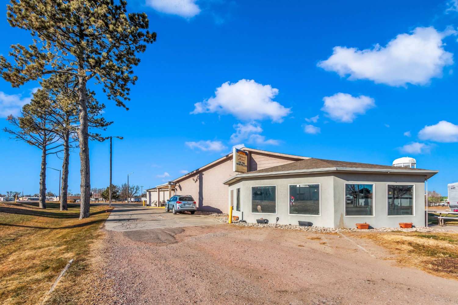 Sunset Motel & RV Park