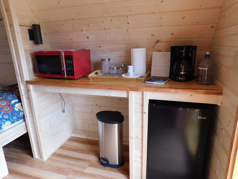 Iris Hill Glamping - Eureka Springs