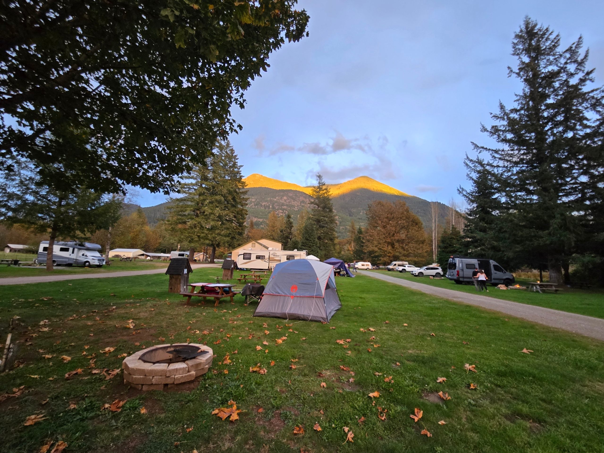 Skagit River RV and Camping