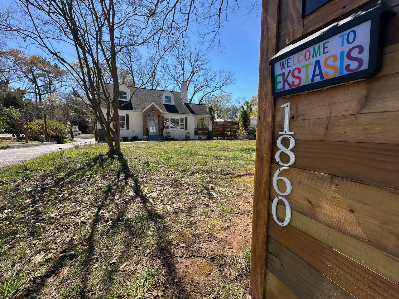 eKstasis Hostel + Urban Farm