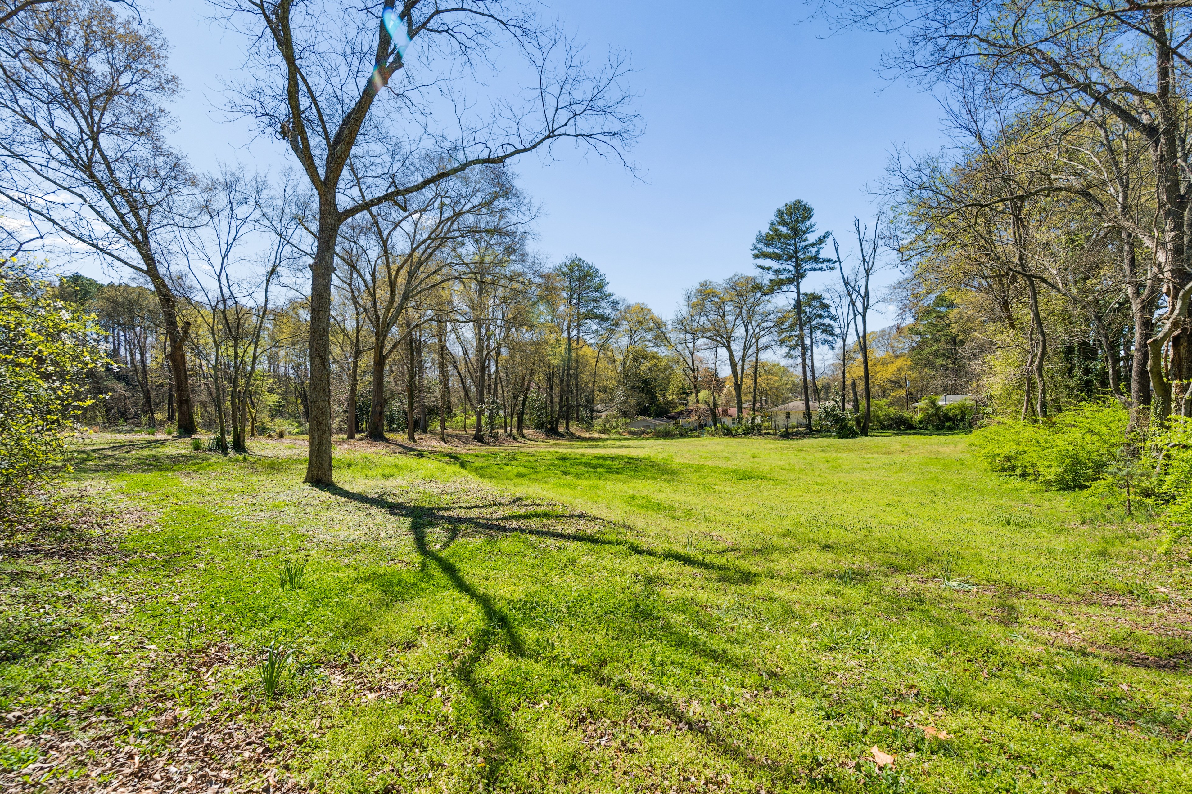eKstasis Hostel + Urban Farm