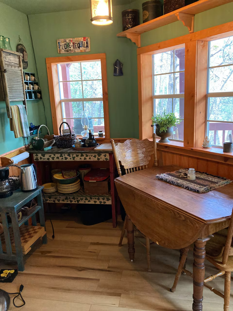 “Glamping” in the tall pines