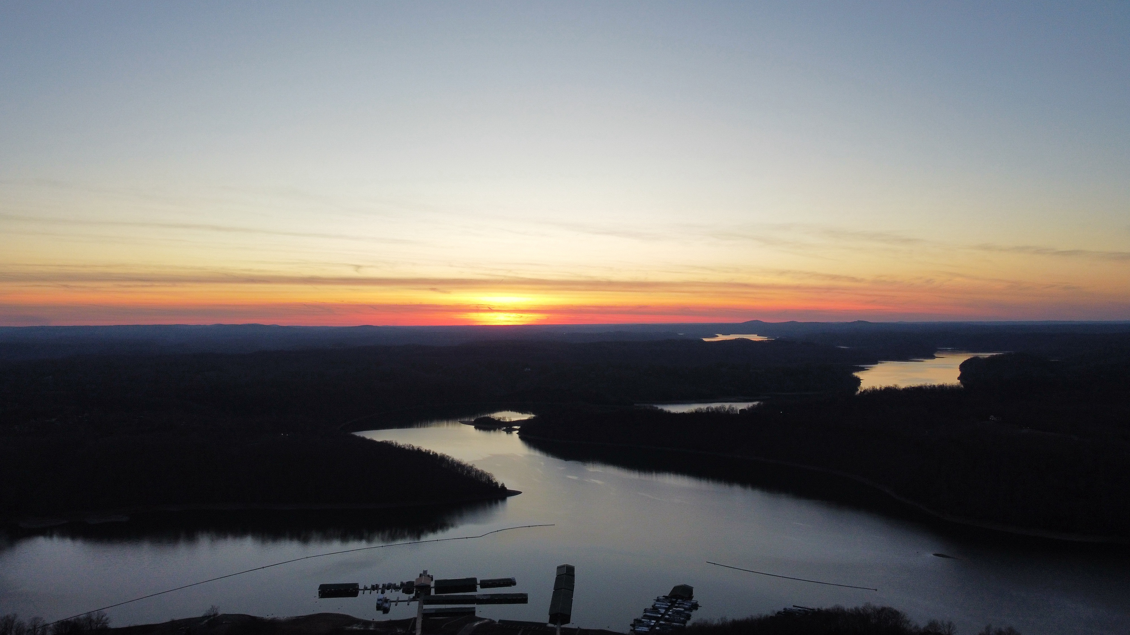 Browns lake-view rv park