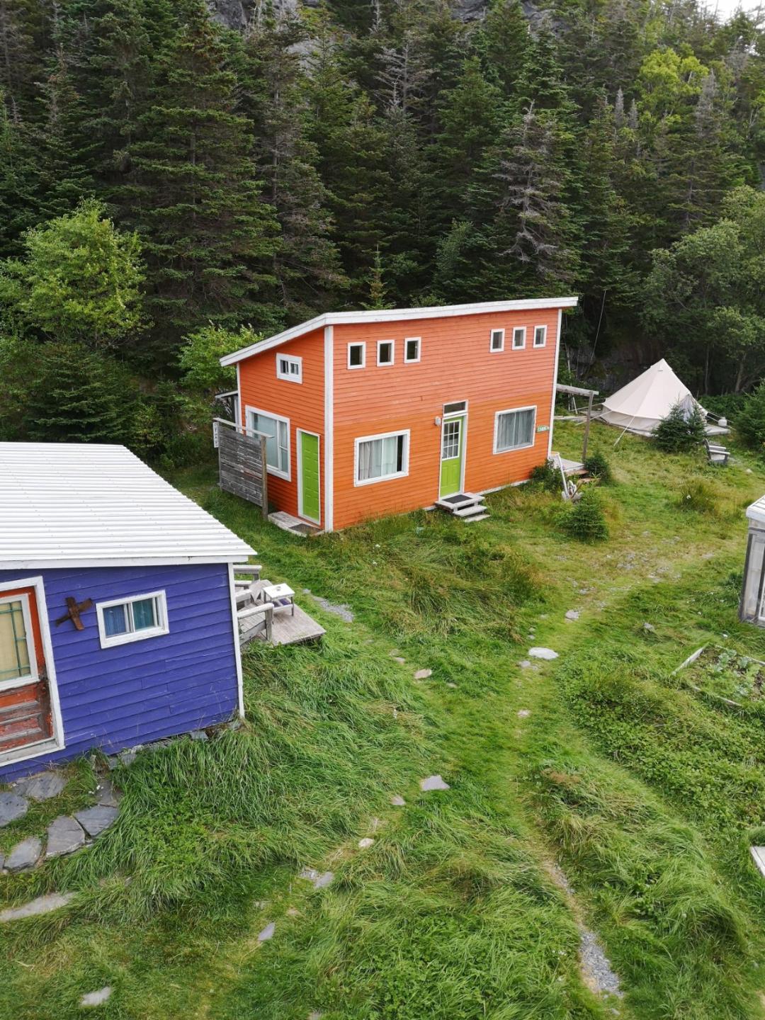 East Coast Newfoundland Cottage & Cabins