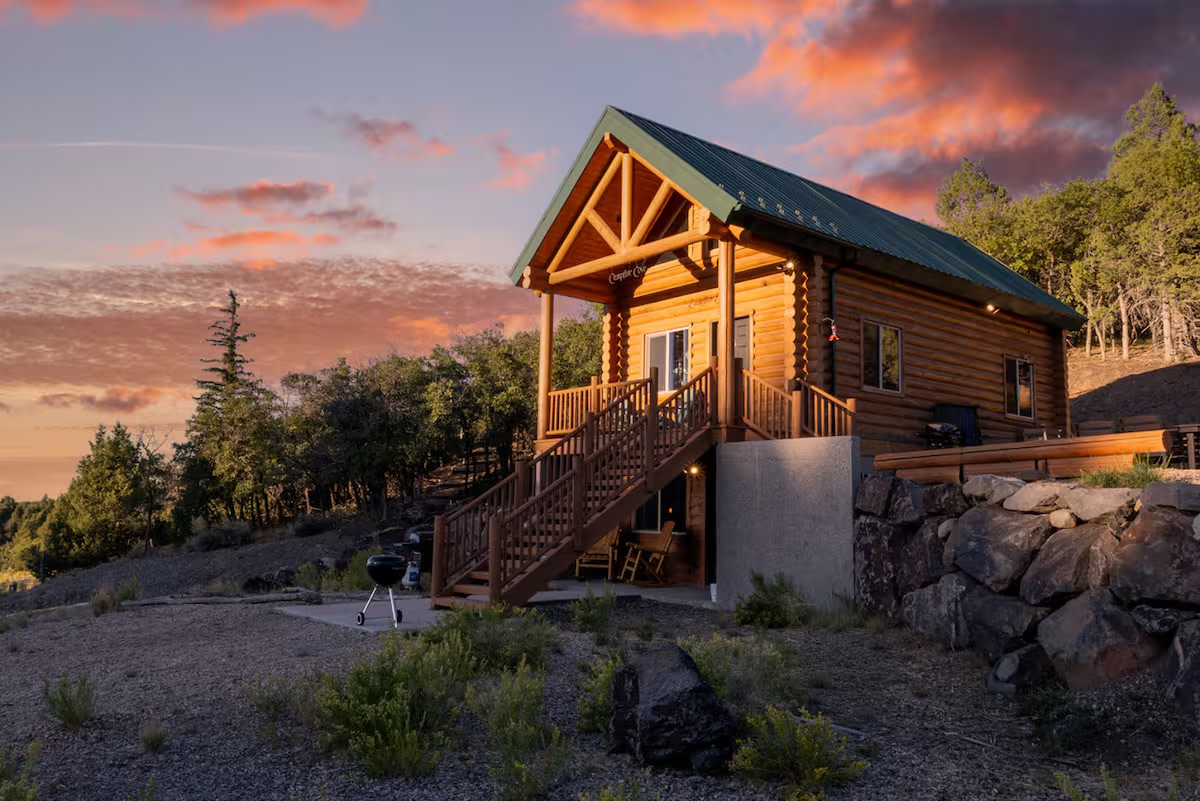 Starlit-Ridge.com Off-grid Camping