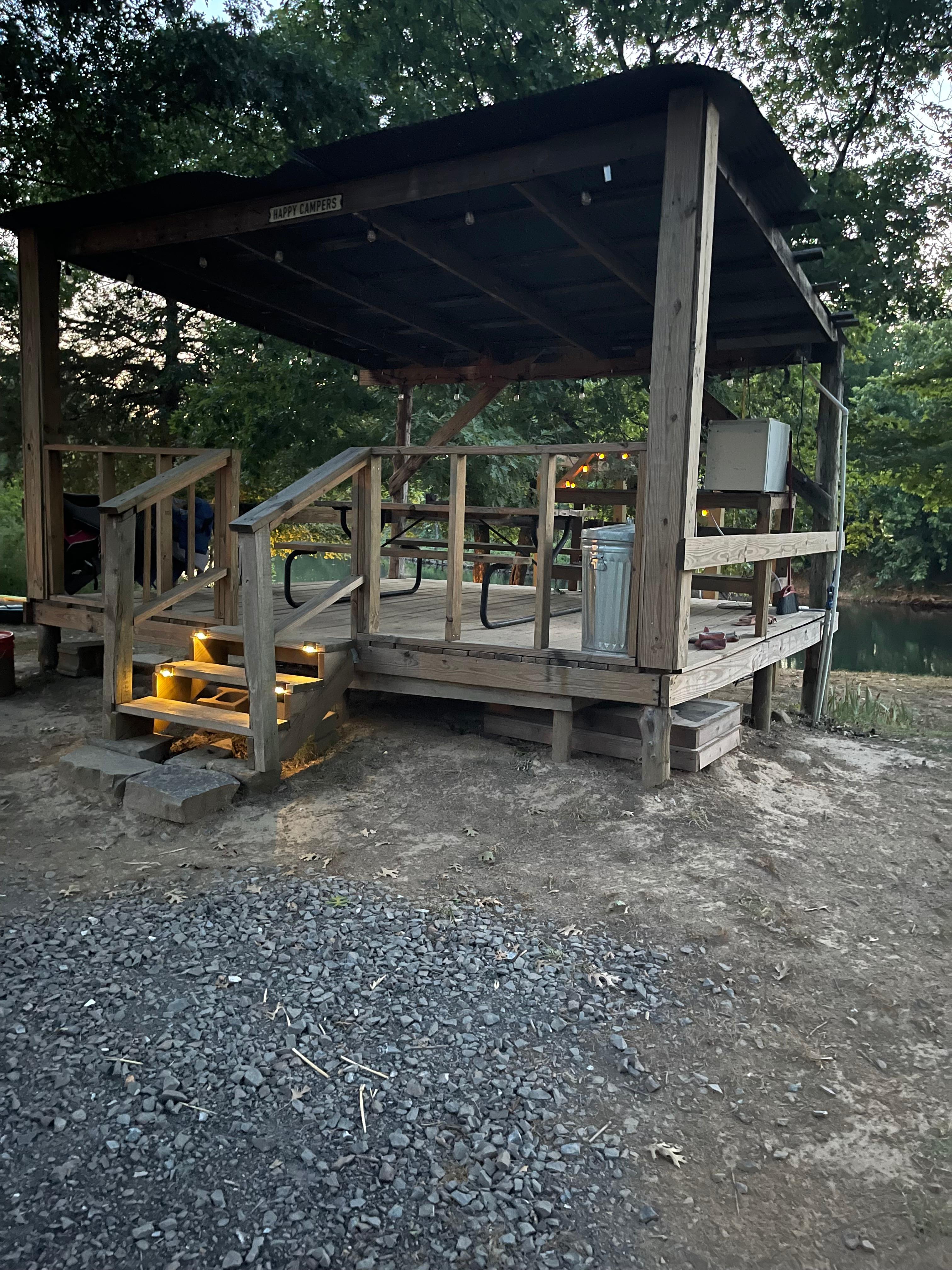 Yearling Ridge Riverfront Camp