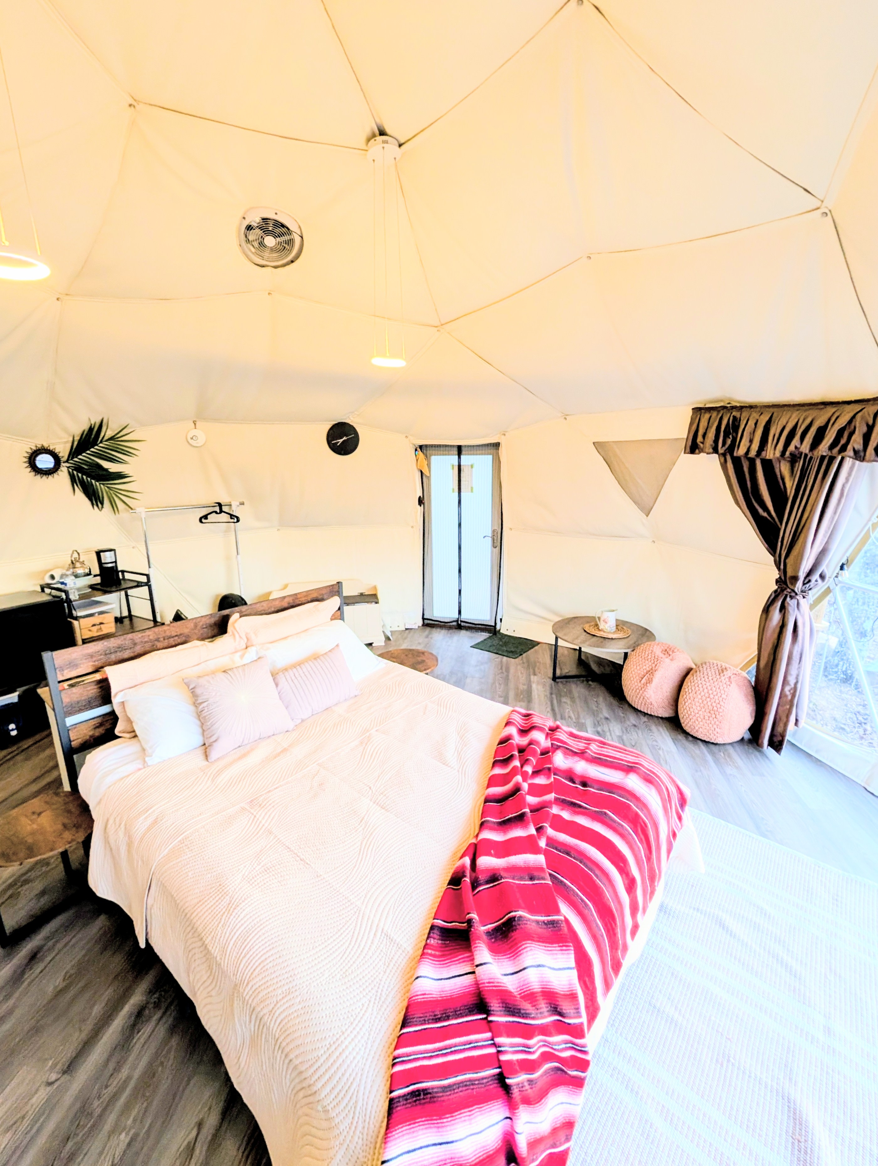 Skyline Glamping GeoDome