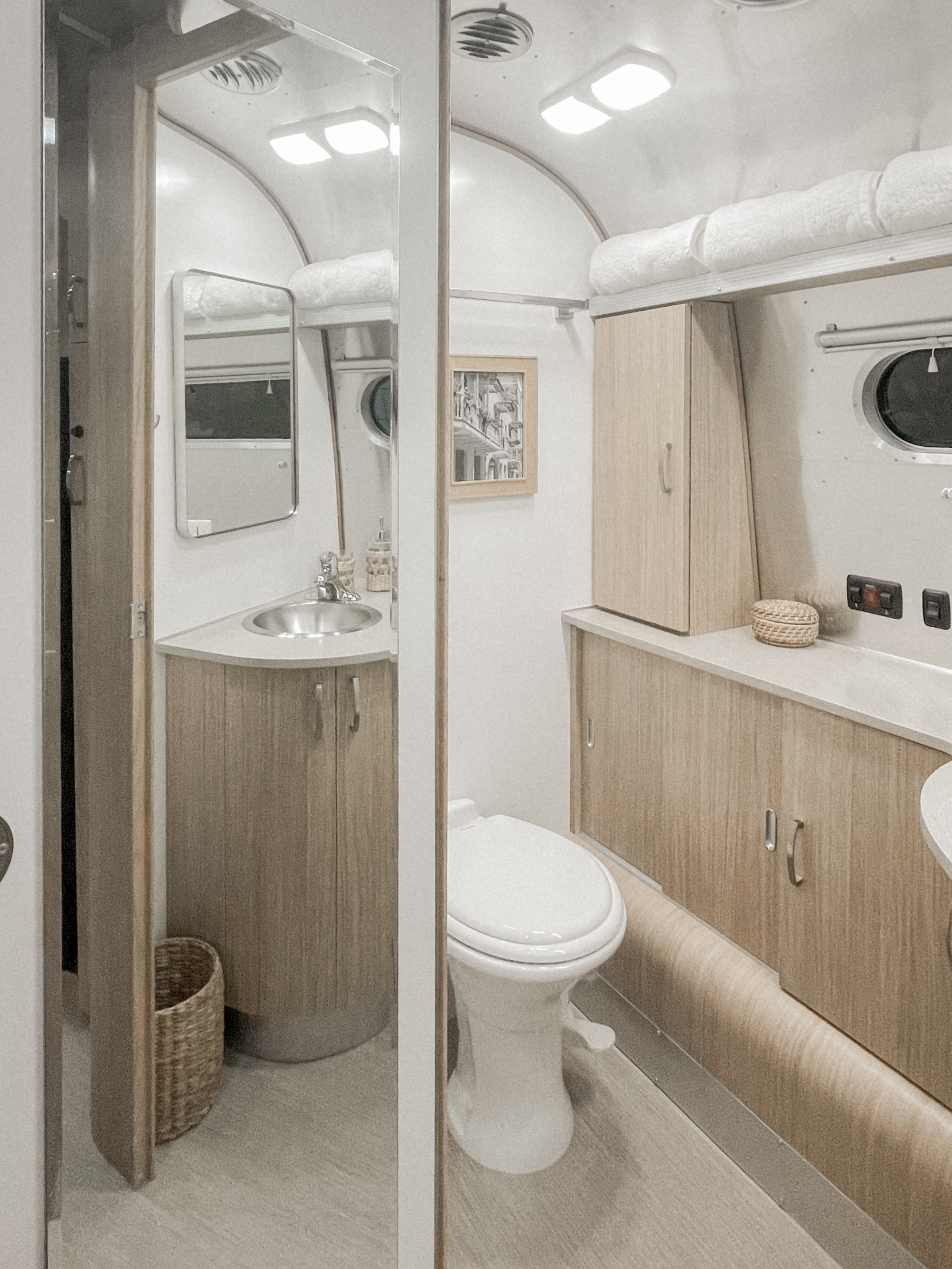 Juanderland RV- Airstream on 30A!