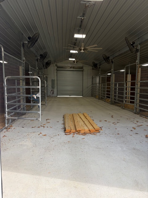 Inside Barn - large fans with A/C. Stall rent is not included in camping fee. Renting stalls must be arranged prior to arrival. 