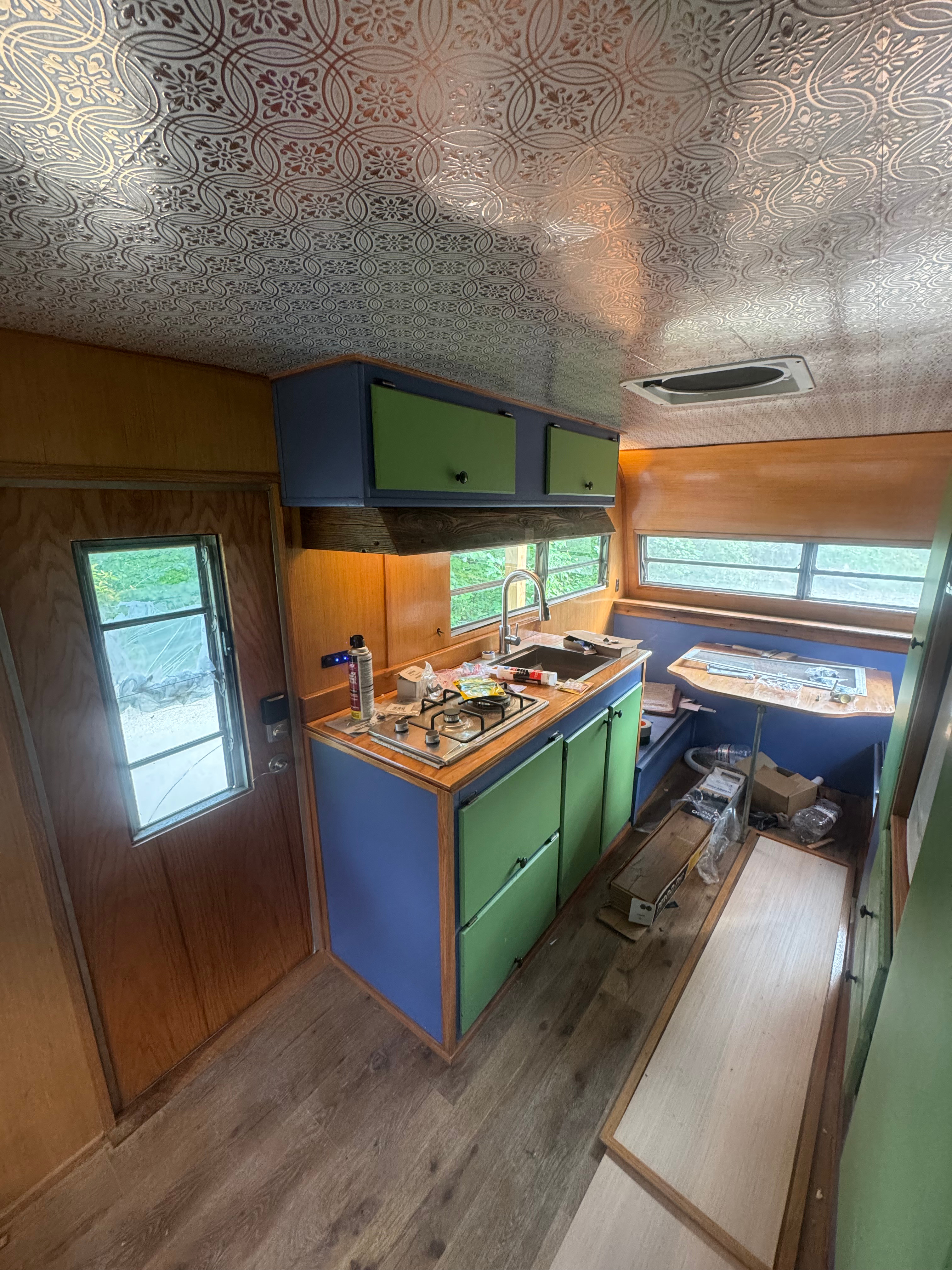 The Joey: Retro 70s Camper Getaway