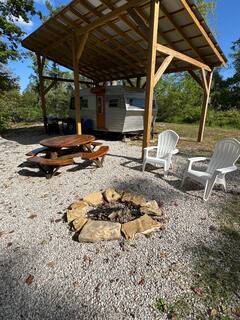 The Joey: Retro 70s Camper Getaway