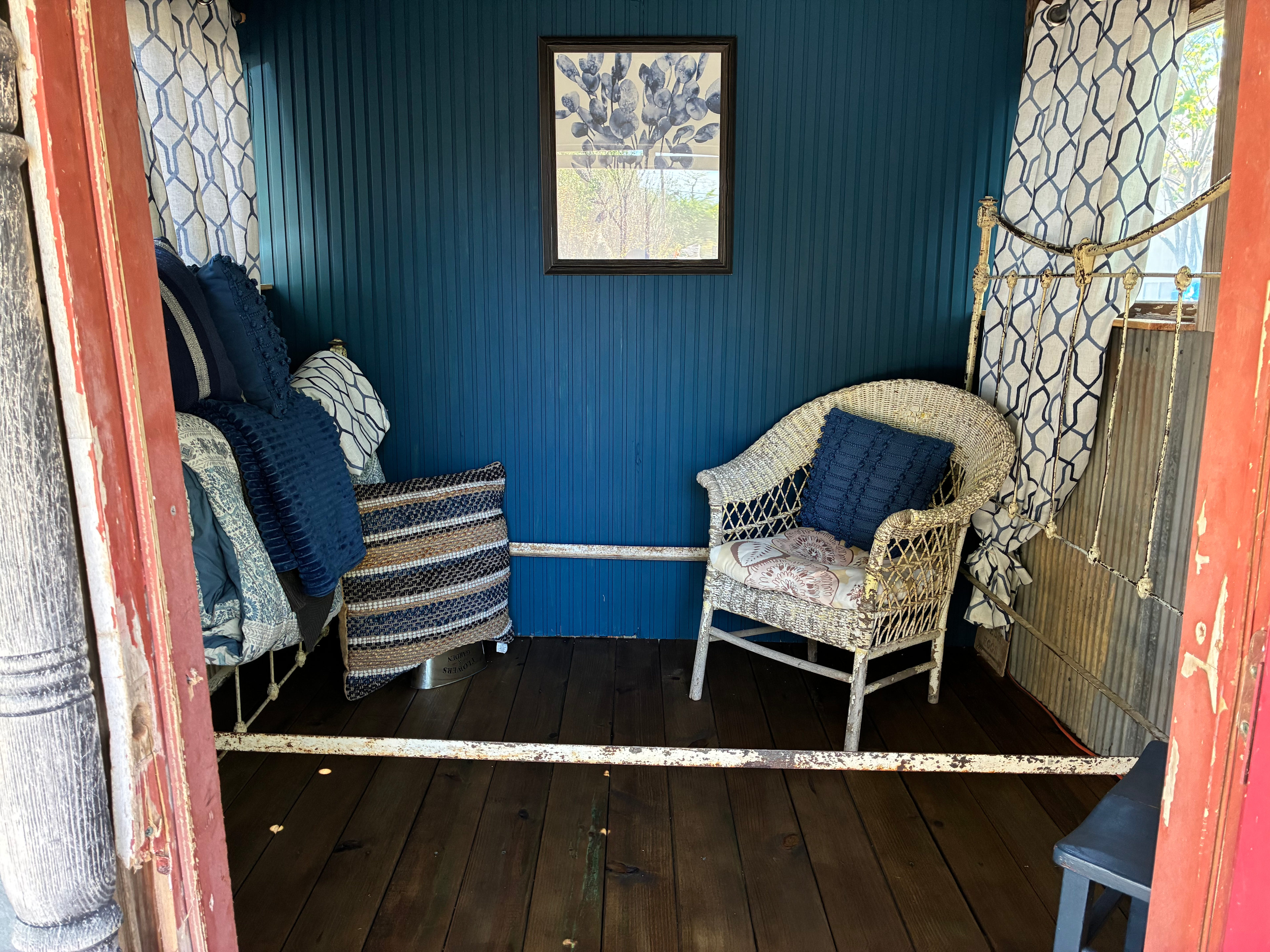 The Porch @ Morning Glory FARM