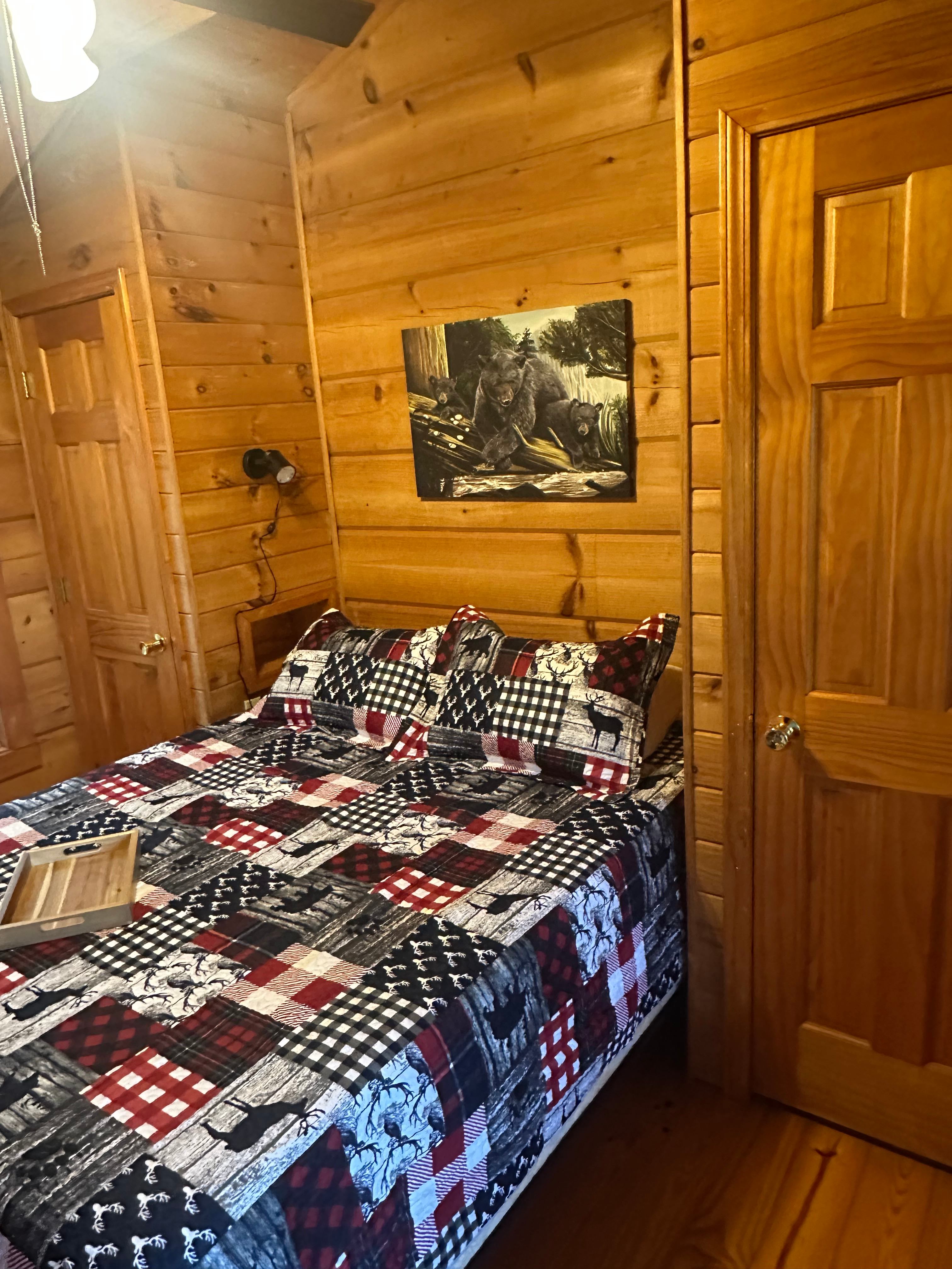 Eastatoee Bear Cabin A/Mtn & Hiking